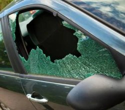 AUTO GLASS WINDSHIELD REPAIR