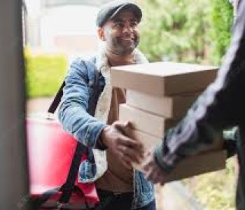 Urgent requirement of delivery driver at Hungry Howie’s Pizza & Subs