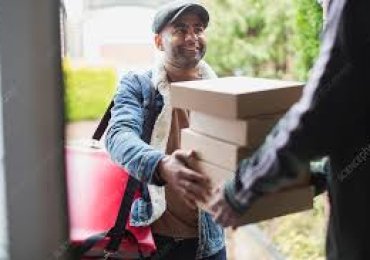 Urgent requirement of delivery driver at Hungry Howie’s Pizza & Subs